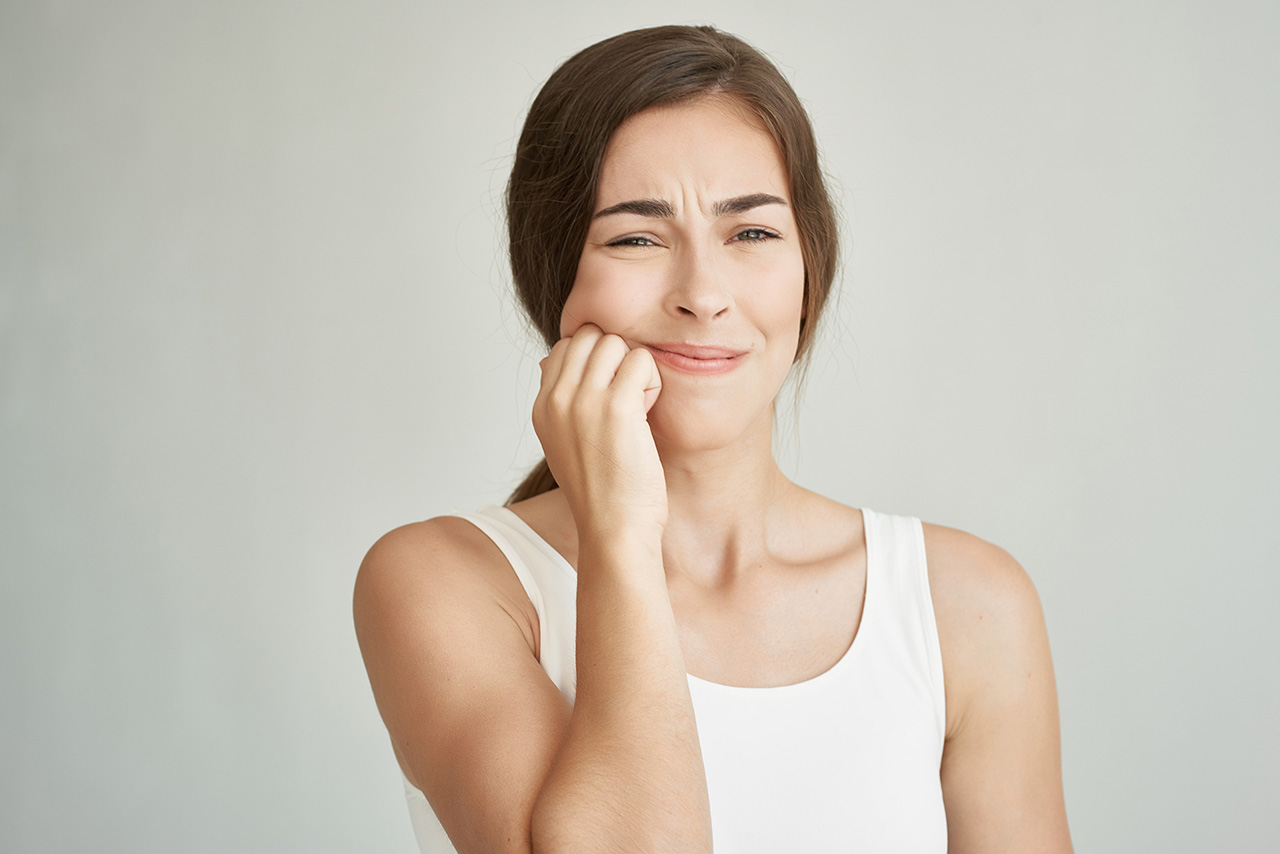 Dente do Siso: Devo ou Não Tirar? Entenda Quando a Extração é Necessária